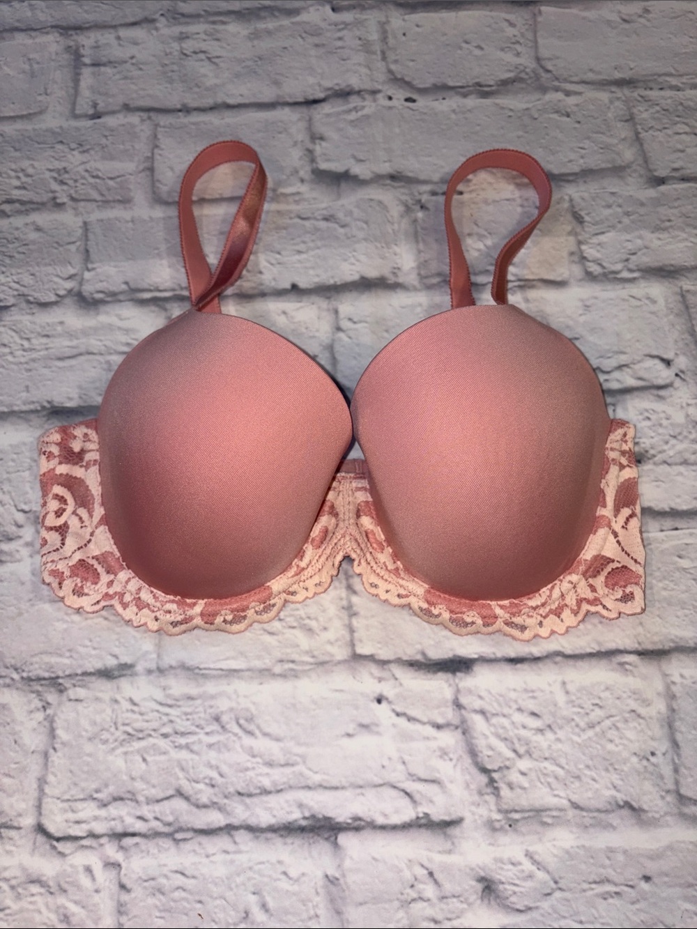 Wacoal Instant Icon T-Shirt Bra Pink/Ivory Size 34D #853322